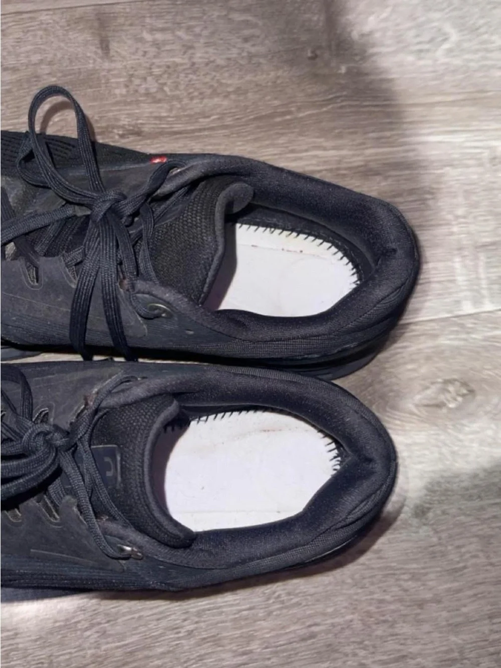 On Cloudstratus Triple Black Athletic Running Shoes Men's Size 8 No Insoles